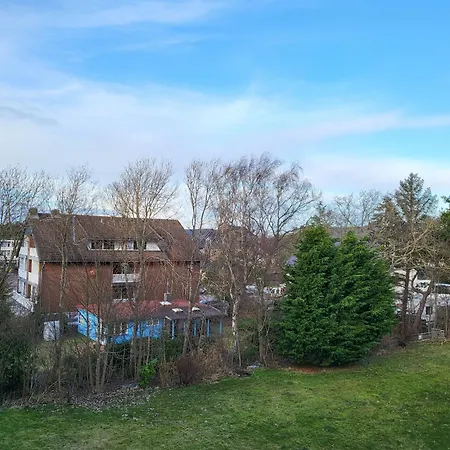 50 Im Haus Anna *